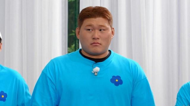 Running Man Sport Products Battle