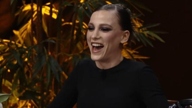 Serenay Sarıkaya - 4x01