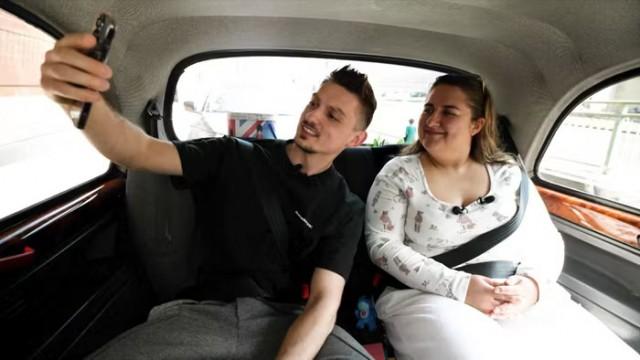 Das Promi Taxi mit Sandra und Zsolt