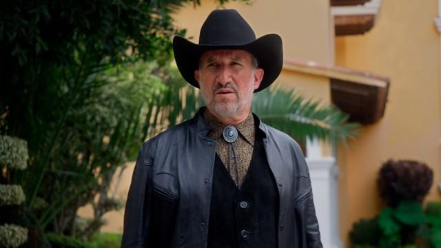 Jazmín pone en riesgo su identidad ante Remigio