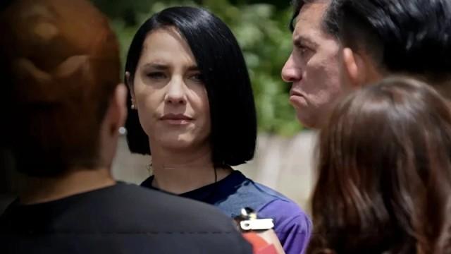 Paulina da el primer paso en su plan de acabar con Carolina