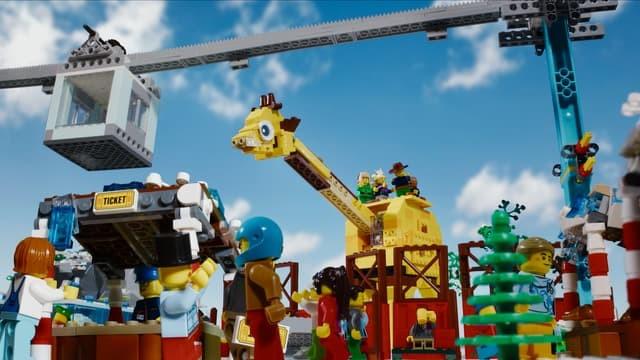 Celebrity Holiday Bricktacular: Winter Break