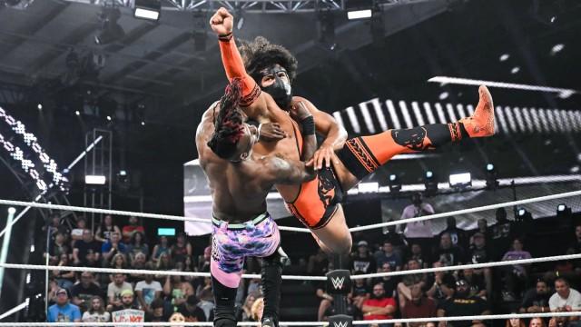 NXT 859