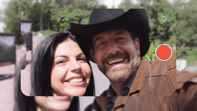 Mi vida es a su lado