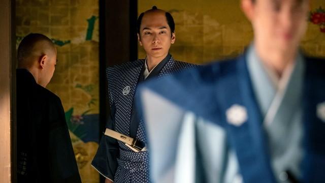 願わくば花の下にて春死なん