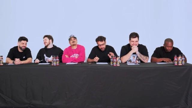 1 Criança Secreta Vs 6 Adultos