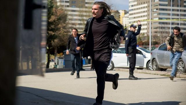 Sevincin tedavisi acıyla olur