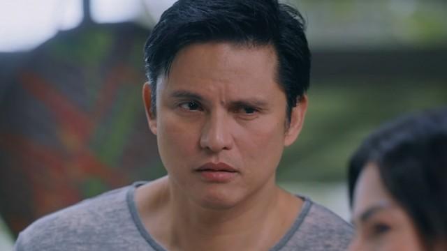 Via catches Cris and Roselle cheating?