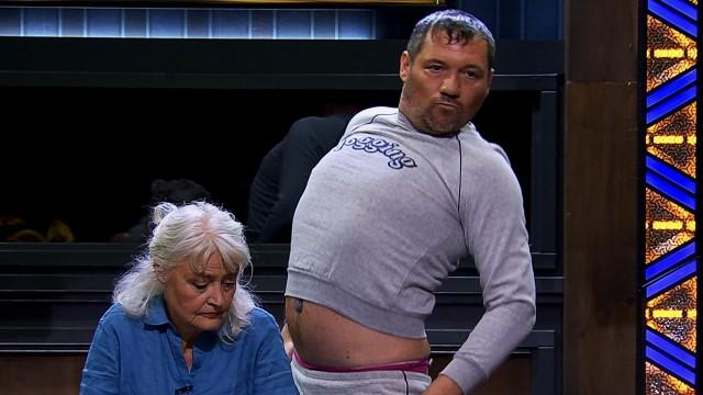 Sexy Moves & Serious Pressure