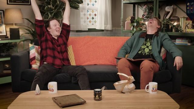 What Animal Should I Avoid Punching? | Brennan Lee Mulligan Asks Hank Anything