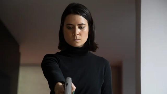 Genoveva ejecuta su plan de envenenar a Charly y su familia