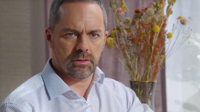 Omar es víctima de un chantaje