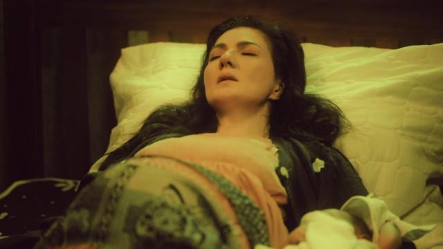 Cris finds out about his twins!