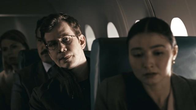 Crash Landing (Eagle Airways Flight 2300)