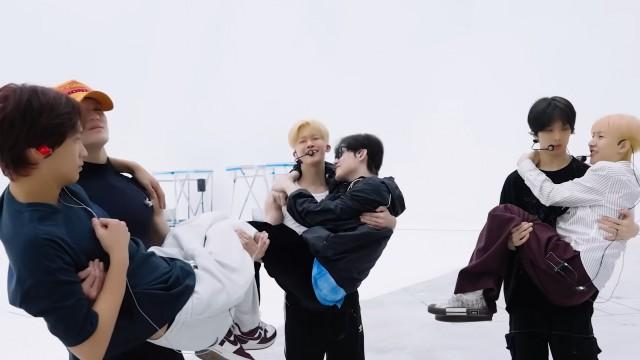 DREAM THE FUTURE : Page #2 - Dance Practice, Stage Practice | THE DREAM SHOW 4 BEHIND