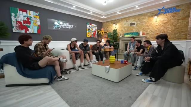 Idol House Evinde Canlı Yayın