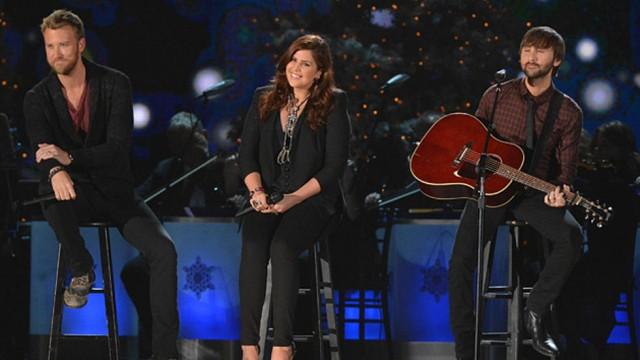 CMA Country Christmas 2012