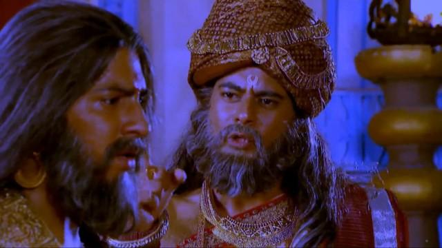 Vidur blames Dhritarashtra