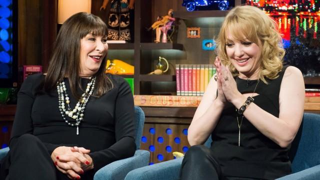 Anjelica Huston & Wendi McLendon-Covey