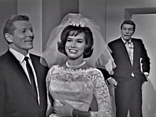 DIck Van Dyke / Mary Tyler Moore / Andy Williams / Jamie Farr