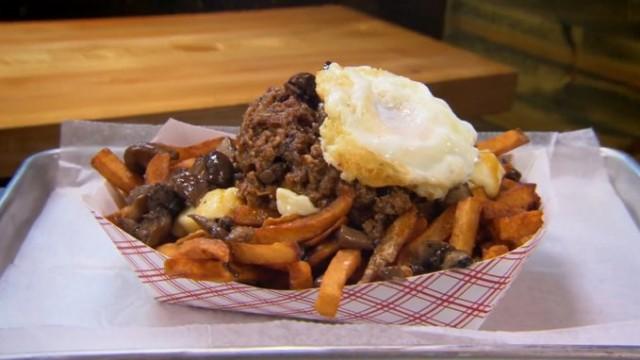 Buck Stop, The Burnt Tongue, Saus