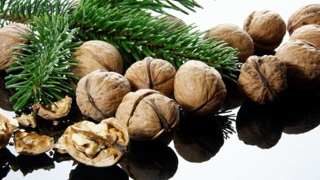 We're Nuts for the Holidays