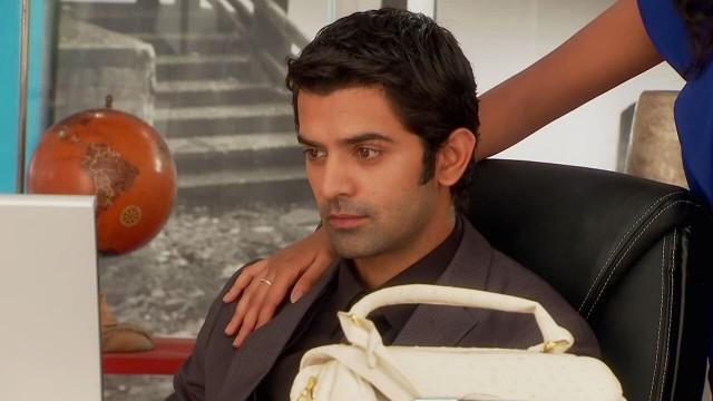 Arnav and Khushi At Work