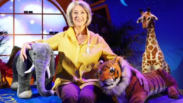 Maureen Lipman - Never Tickle a Tiger