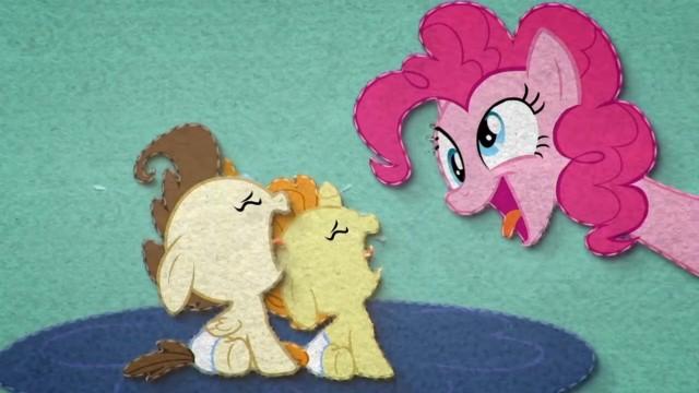 Baby Flurry Heart's Heartfelt Scrapbook - S1, Ep. 2: Foal Sitting 101