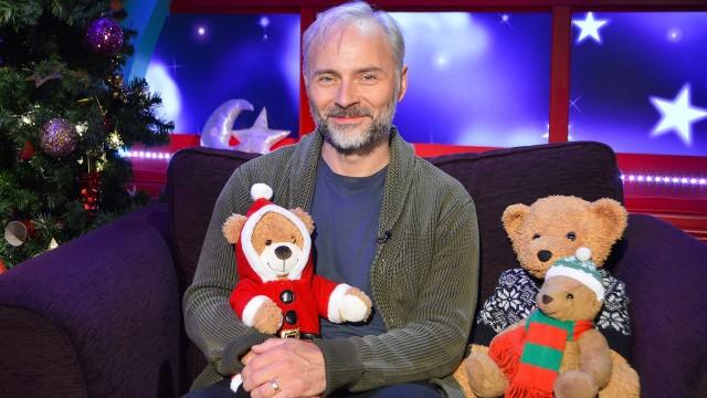 Mark Bonnar - Russell's Christmas Magic