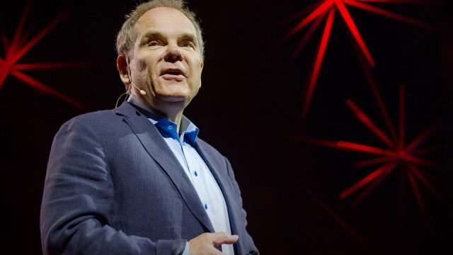 Four principles for the open world - Don Tapscott