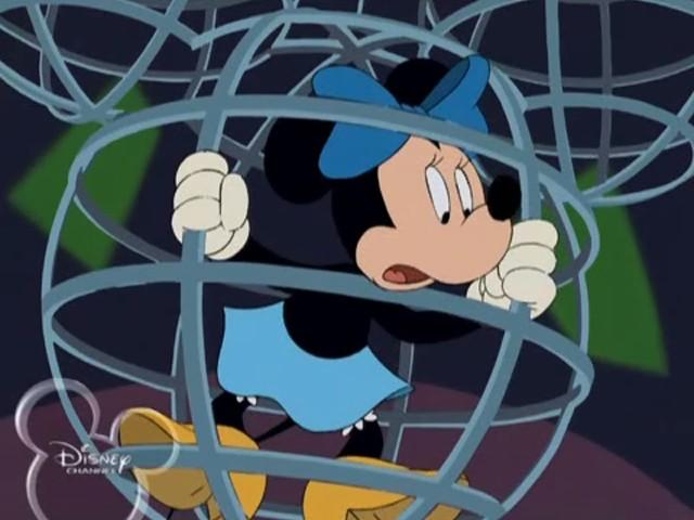 Mickey to the Rescue: Cage and Cannons