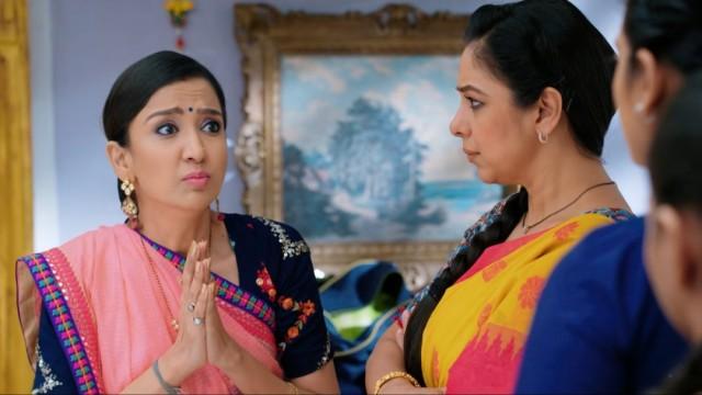 Anupama Targets Kavya