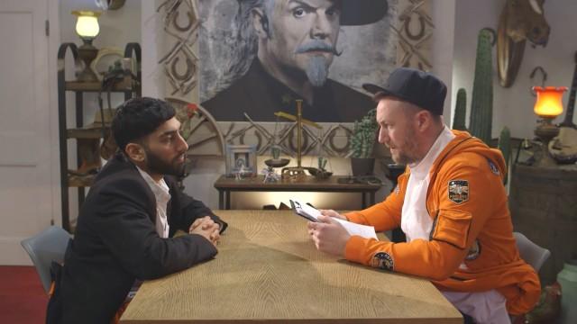 Mawaan Rizwan Interviews Alex Horne | Taskmaster S10