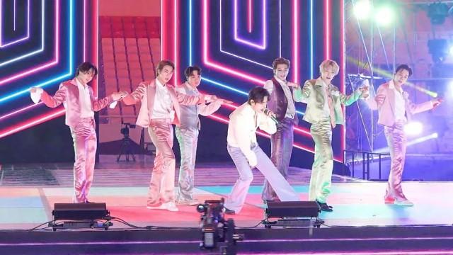 'Dynamite' Stage CAM (BTS focus) @ 2020 AMAs