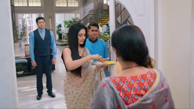 Kavya Confronts Vanraj