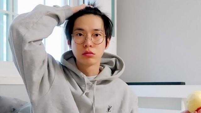 DOYOUNG : 8-9AM｜NCT 24hr RELAY CAM