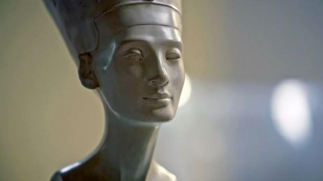 Le buste de Néfertiti, naissance d’une icône