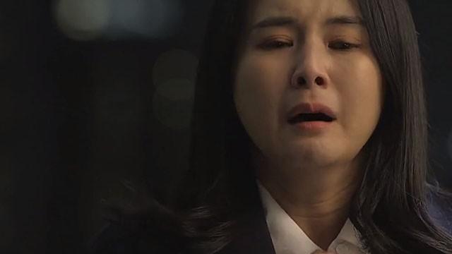 Yeon Hee Feels Suffocated