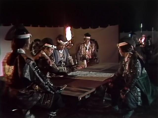 総退却