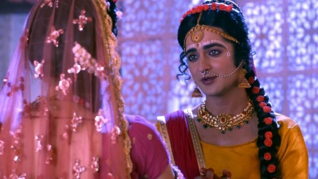 Radha offers to help Krishna