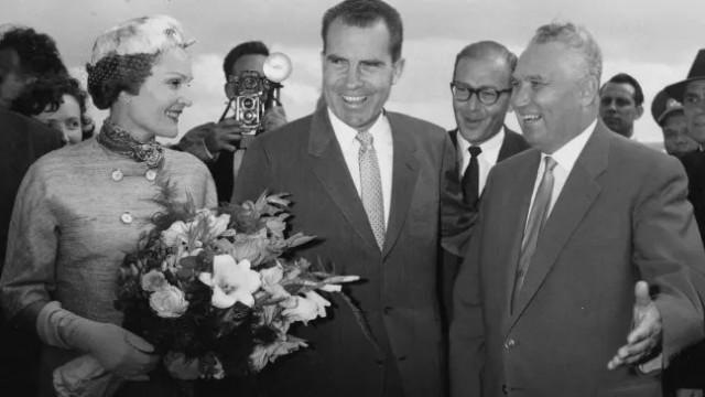 1959: Nixon-Khrushchev in Moscow