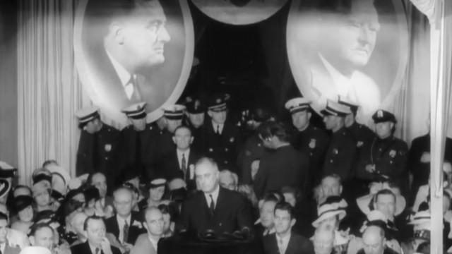 1936: President Roosevelt goes back on the campaign trail