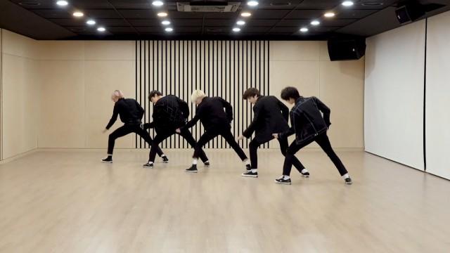 'Sherlock' 2020 SBS 가요대전 Dance Practice