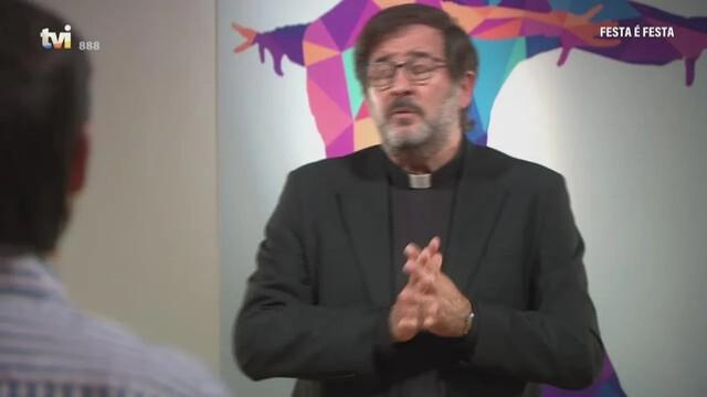Bino estraga os bolos para a quermesse