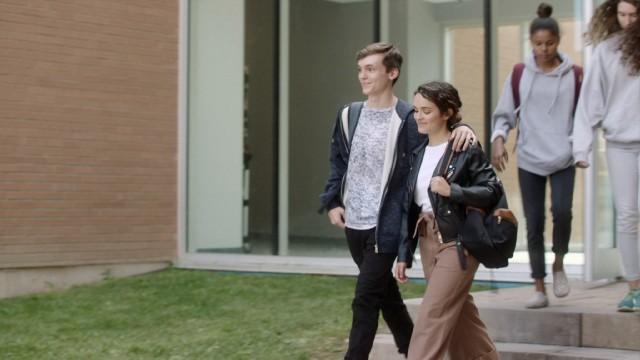 Un garçon, deux filles