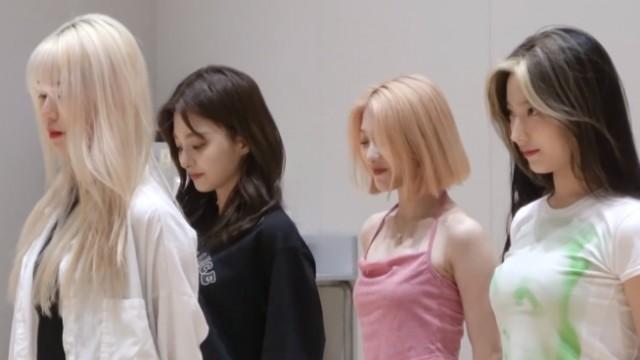 'Talk & Talk' Dance Practice Behind