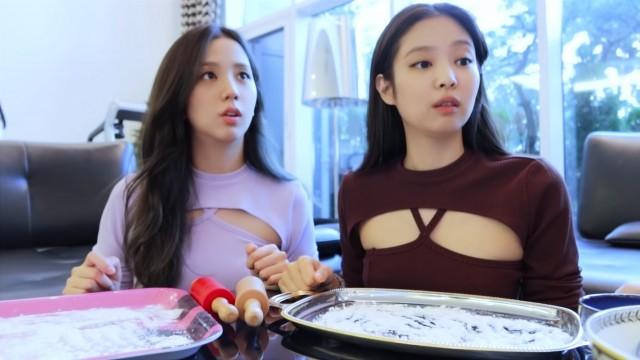 Homemade mandu vlog (feat. JISOO)