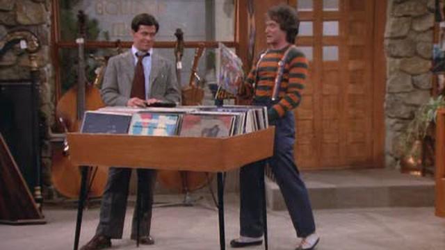 ‘Mork & Mindy’ Best of Season 1: “Mork Goes Public”