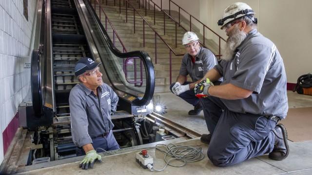 Escalator Maintainer / Scorpion Sweeper